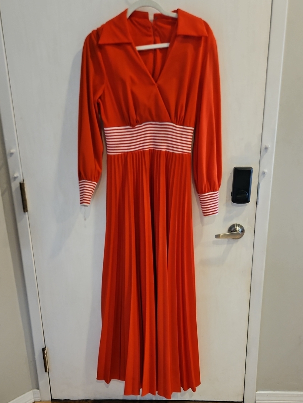 Vintage 70's Dress Red Long Sleeve Pleated Maci Skirt 14 - Picture 2 of 9